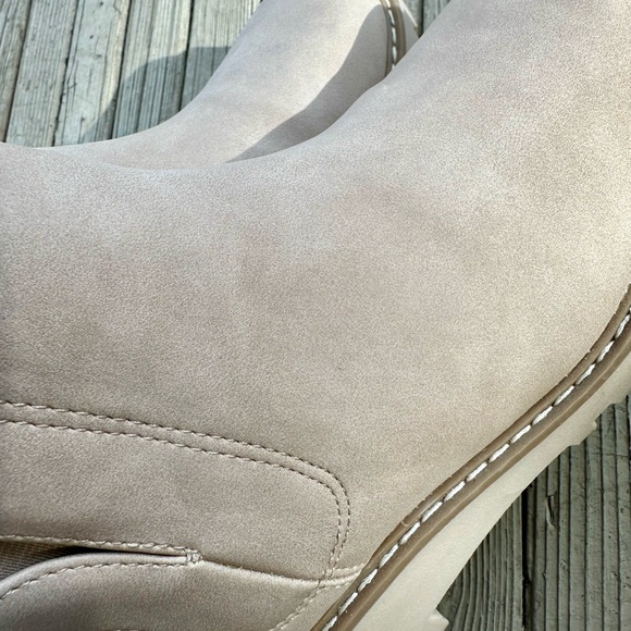 DV by Dolce Vita Gently Used Ankle Bootie Size 8 - Picture 12 of 14